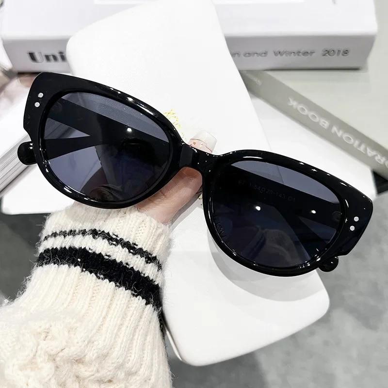 Women Fashion Cat Eye Sunglasses Retro Sun Glasses UV400 Protective Eyewear Trendy Outdoor Travel Eyeglasses Oculos De Sol