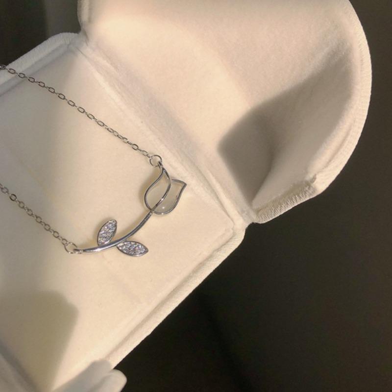 Creative And Elegant Tulip Necklace, Multifunctional Collarbone Pendant Necklace, Fashionable And Elegant Necklace, Birthday, Graduation Anniversary,