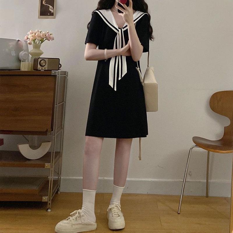 

Slimming Aurora Plus Size Little Black Dress with Sailor Collar XL (120-140 jin)
