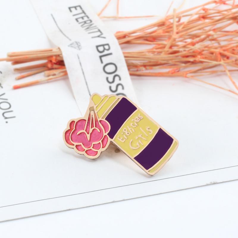 AeroPress Pour-Over Kettle Mini Enamel Coffee Brooch Badge Accessory