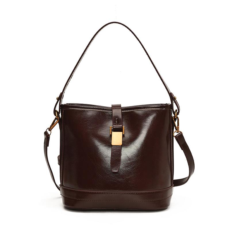 Commuter to work Hand carry bucket bag 2025 niche trendy messenger bag women's winter new fashion casual shoulder bag