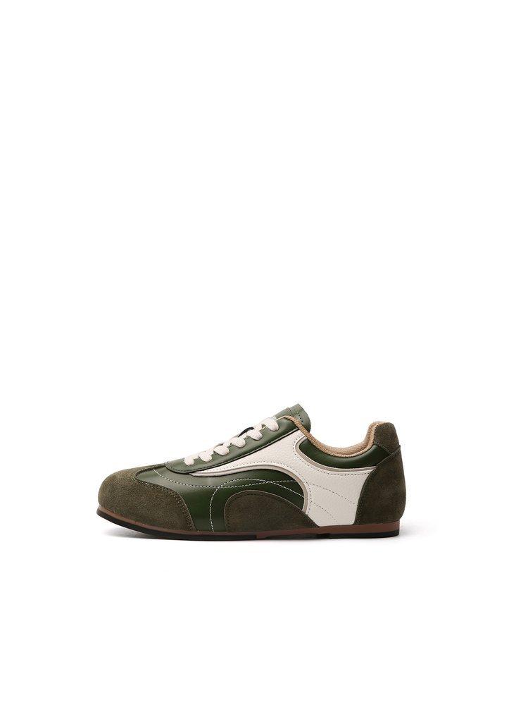 Zhao Ruth has the same retro contrasting color flat-soled German training shoes, Jersey style sports and leisure Forrest Gump board shoes 2025 new aut