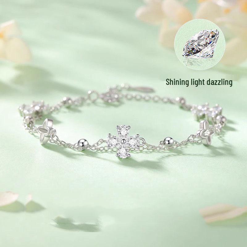 Double-Layer Four-Leaf Clover Bracelet in 925 Silver-Plate – Light Luxury Gift for Women, Ideal for Valentine's or Birthdays