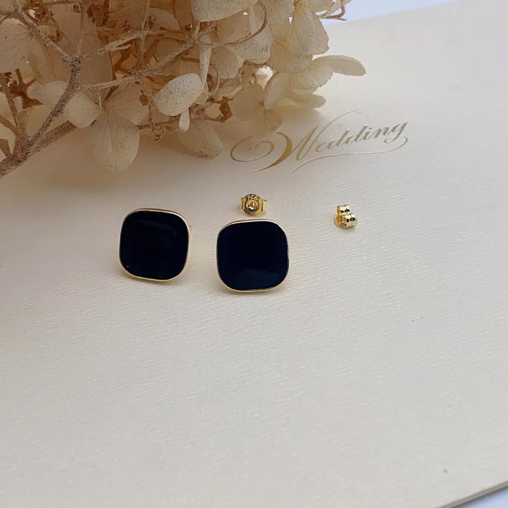 Burgundy Square Earrings New Trendy Geometric Earrings Niche Design Fashionable and Versatile Earrings