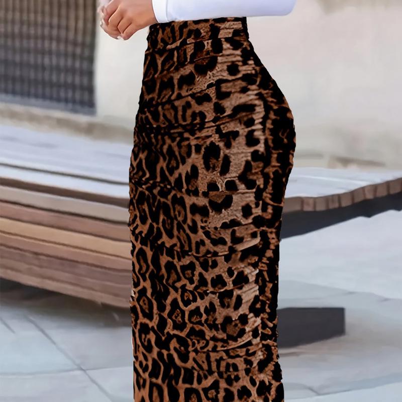 Satin Leopard Print Skirt - B56716 L