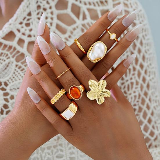 8Pcs/Set Women Stackable Rings Elegant Flower Irregular Faux Pearl Ring Retro Faux