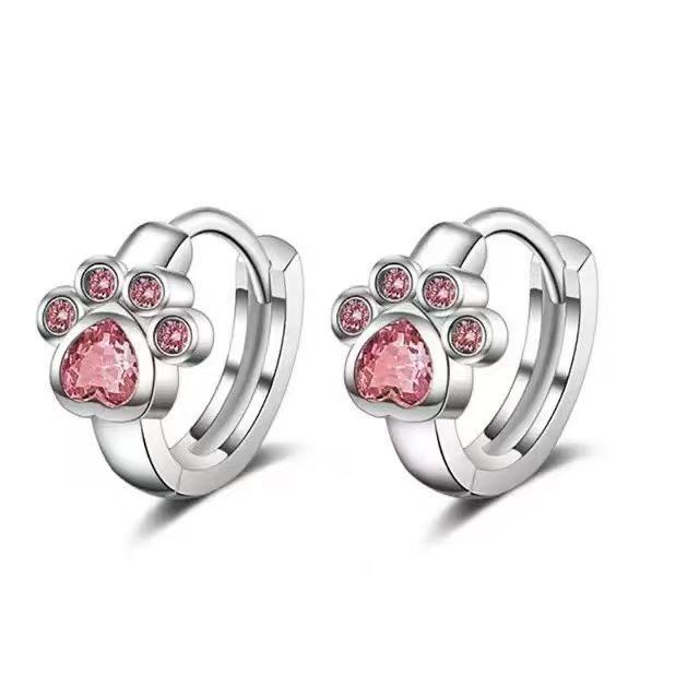 Korean Style Cat Paw Earrings with Diamond-Studded Hearts – Elegant, High-End Ear Cuffs for Autumn/Winter