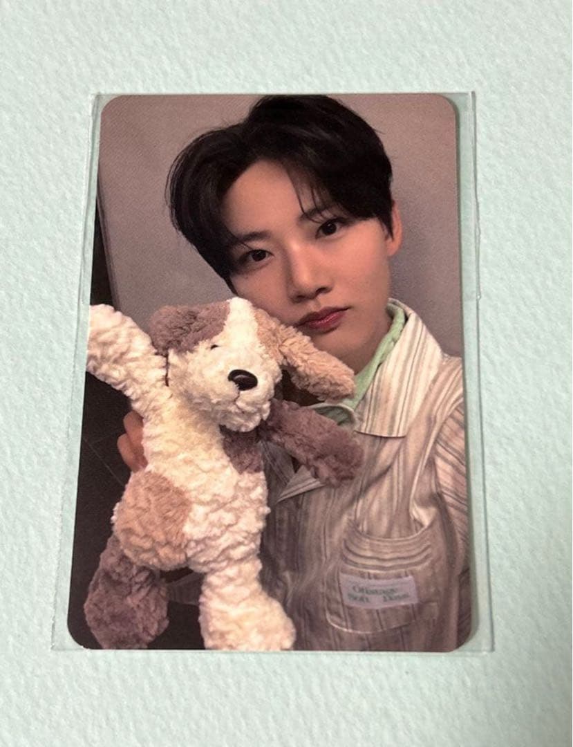 [USED] TREASURE Season s Greetings Pop-up Bonus Photocard: Junkyu