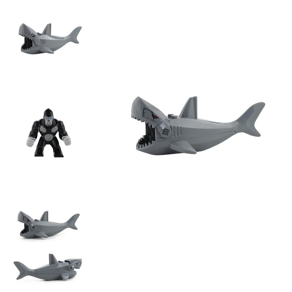 Mini Assembly Building Blocks Model Crocodile Shark Orangutan Decoration Blocks For Children Plastic Material