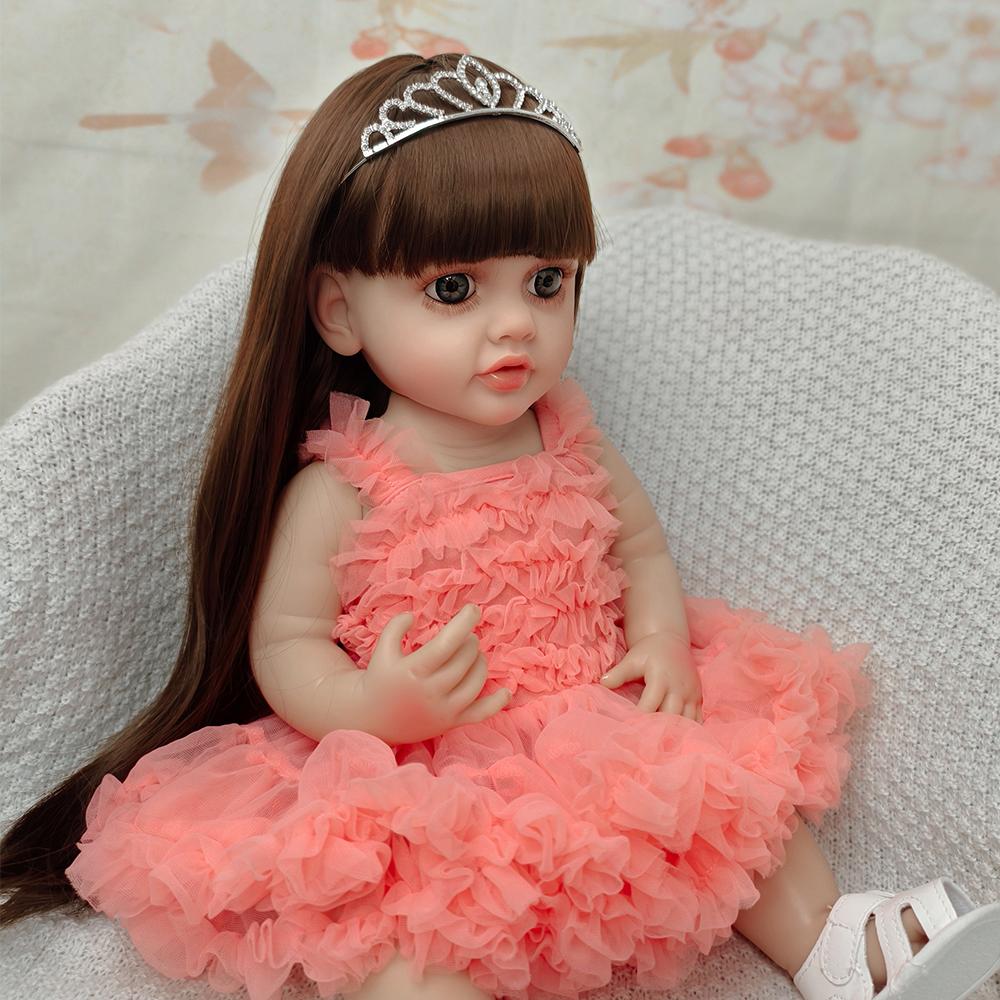 55 cm schöne wiedergeborene Puppe, volle Silikon-Babypuppe, niedliches realistisches Kleinkind-Mädchen, um modische Babypuppen-Geschenk-Bjd-Puppe zu begleiten