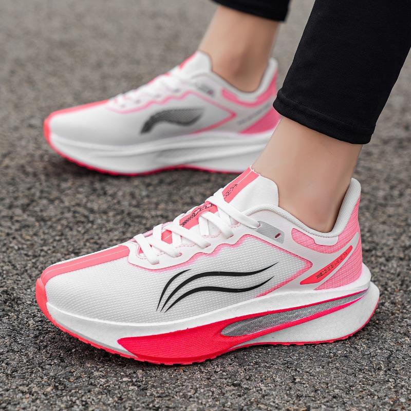 Running Shoes Men Lightweight Mesh Anti-slip Wear-resistant Casual Shoes Men Lace-up Sports Breathable Training Shoes Men