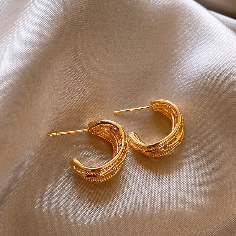 Multi-layer C-ring Earrings Are Feminine, Versatile, Light, Luxurious and High-end Earrings