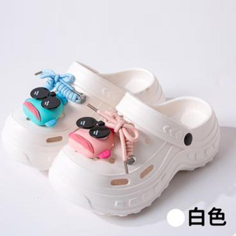 New hole shoes women's indoor and outdoor stepping on shit feeling comfortable and breathable eva slippers thick-soled slippers wholesale