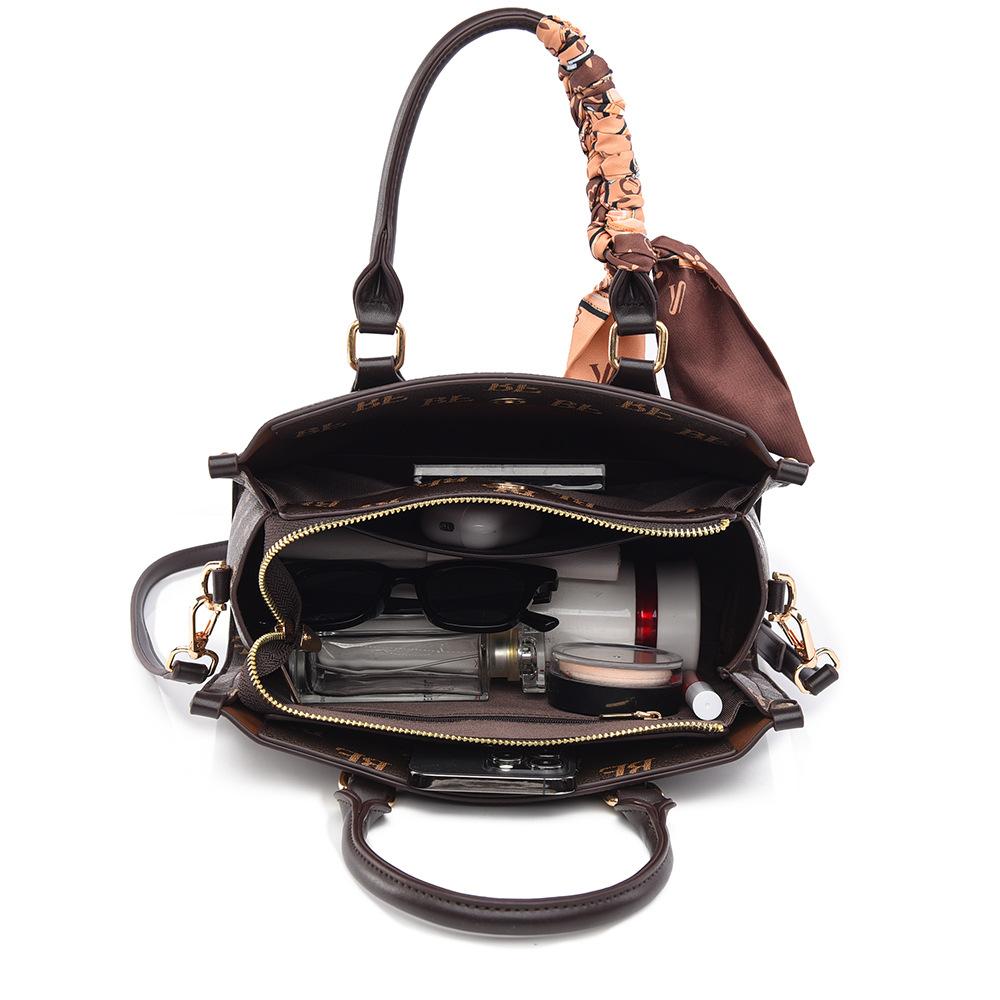 Handbag Fashion Letter Printed Women's Bag Texture Large Capacity Tote Bag Daily Commuter Shoulder Bag