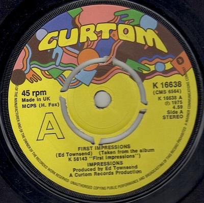 7-Zoll Schallplatte IMPRESSIONS - First Impressions K16638 Curtom 1975 UK Soul/Funk Gebraucht