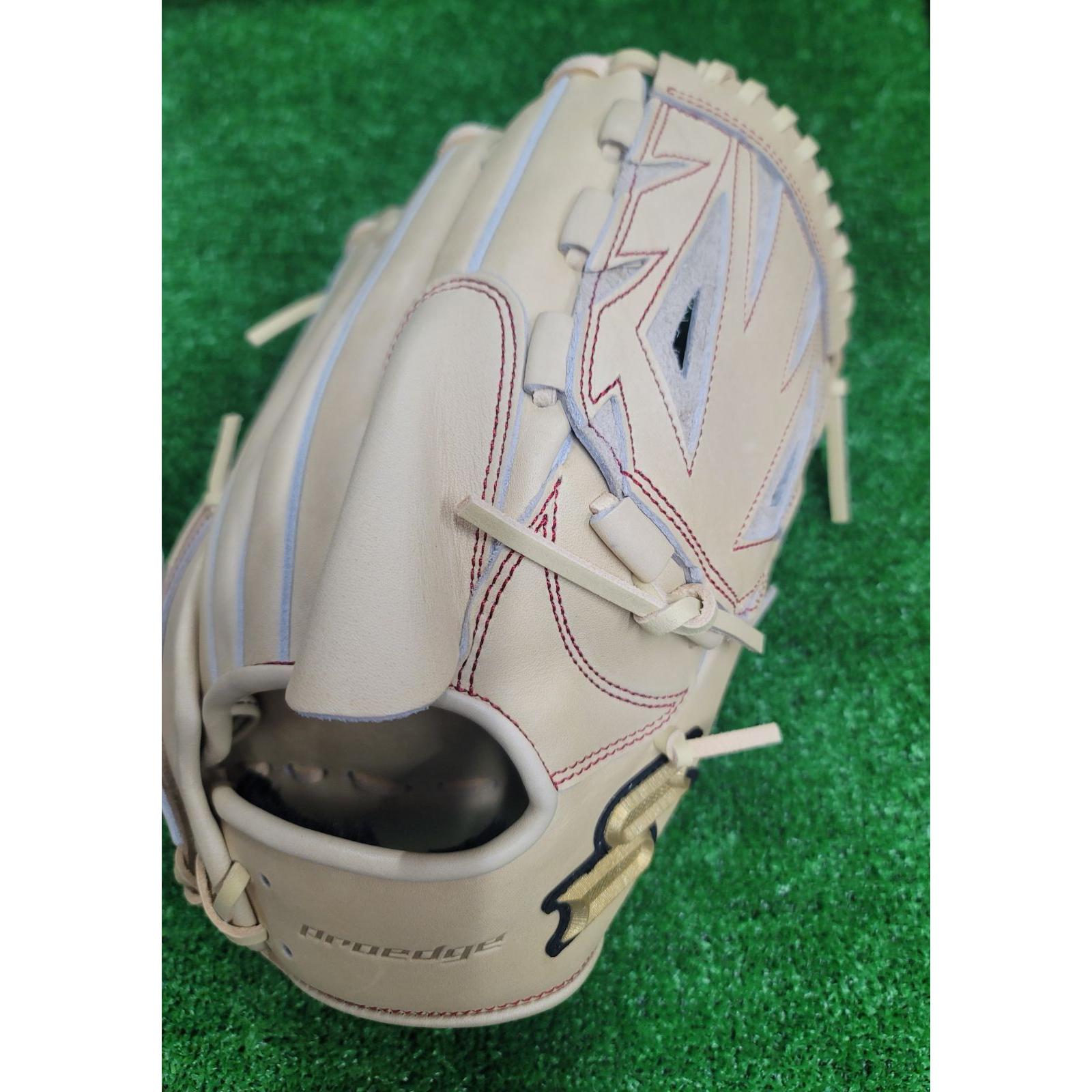 Used SSK softball glove pitcher horizontal 6L