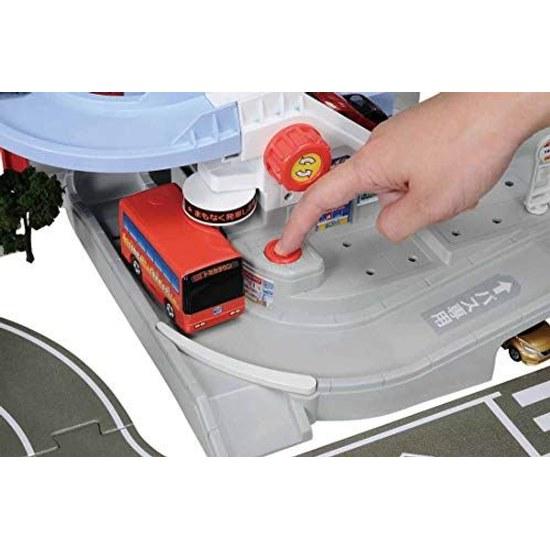 Takara Tomy Tomica World Lets Run Twirling Bus Town