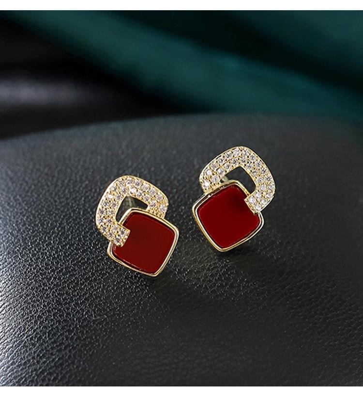 Ankela Red Diamond Shaped Earrings
