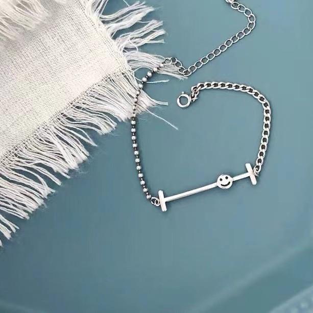 

S925 Silver Smiley Face Retro Light Luxury Women s Bracelet
