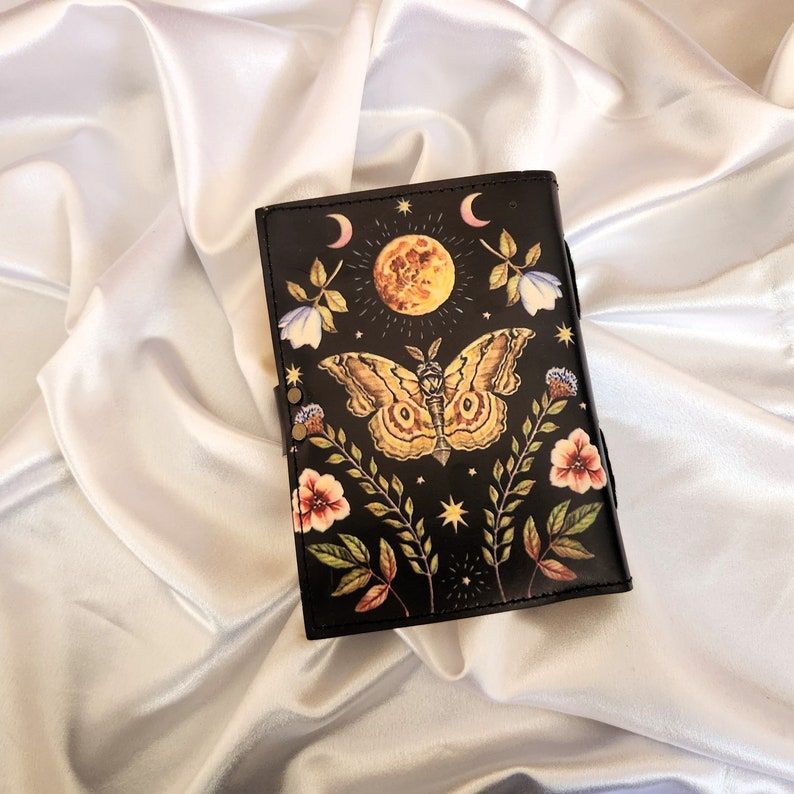 Leather Journal Printed Butterfly Notebook, Travel Dairy, Leather Sketchbook, Dream journal, Writing gift, Leather dairy, Personalized gift.