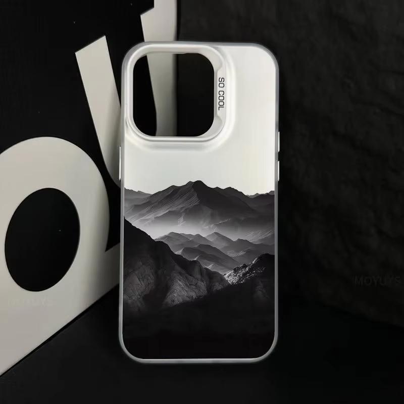 Dark Mist Mountain Range Phone Case For IPhone 17 16 15 14 Pro Max 13 12 11 Pro Max 7 8 Plus XS XR X 16E Hard Cover Case Funda