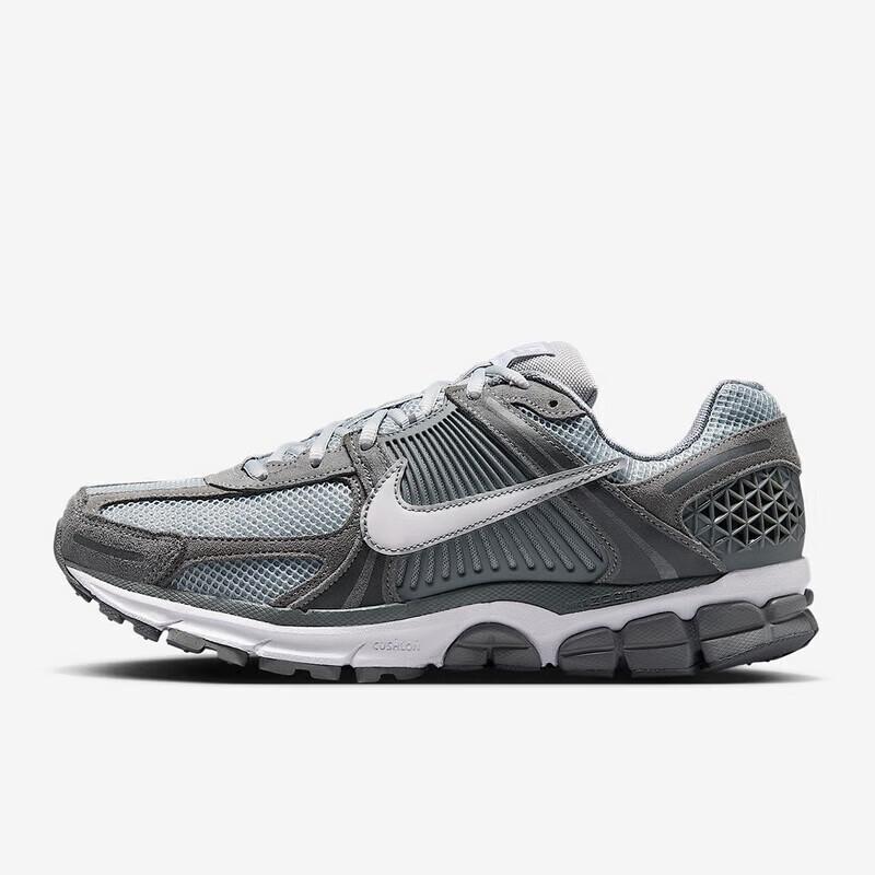 NIKE Men s ZOOM VOMERO 5 Running Shoes 41