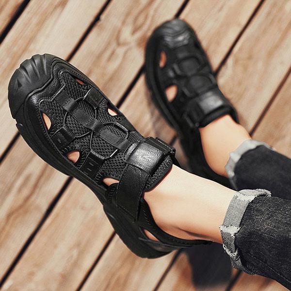 Sandalen Herren Sommer Trend Outdoor Wear Hausschuhe Anti-Rutsch Anti-Geruch Weiche Unterseite Strand Loch Schuhe Dual-Use-Sandalen
