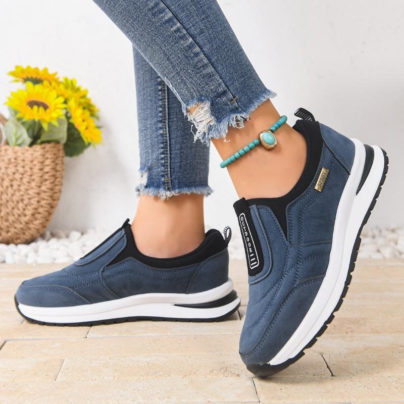 Women's Spring Fall Low Heel Comfortable Athletic Running Casual Shoes.