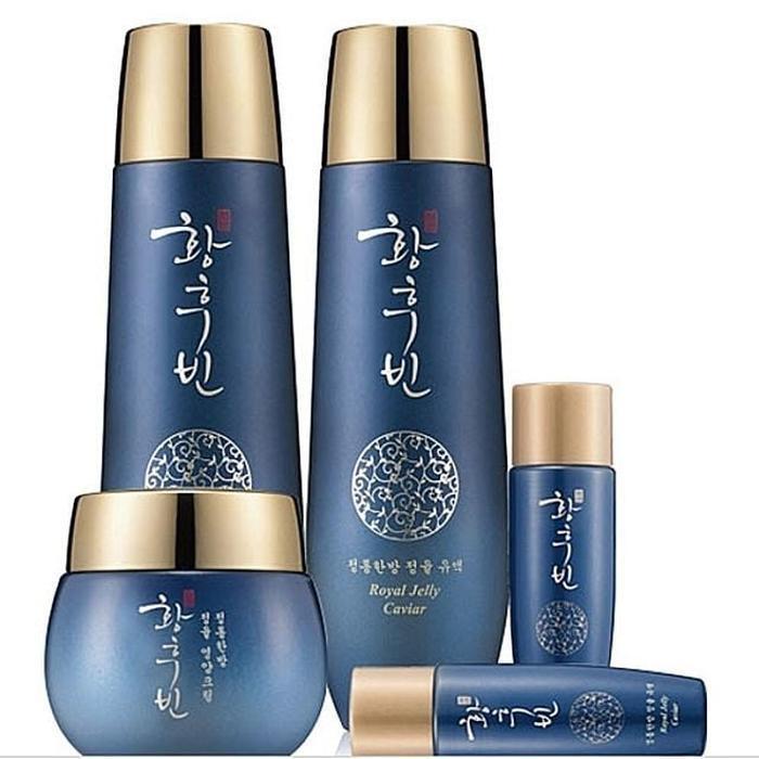 

[QN488956_56]YEZIHU Jerry Set Basic Set Nourishing Cream 3 Types (36806048)
