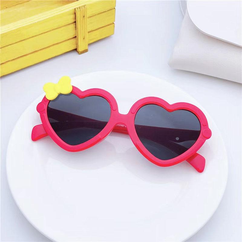 

New Large Frame Heart Shape Sunglasses Girl Decorative Bow Sun Glasses Outdoor Shading for Children Eyewear UV400 Oculos De Sol As shown in the figu