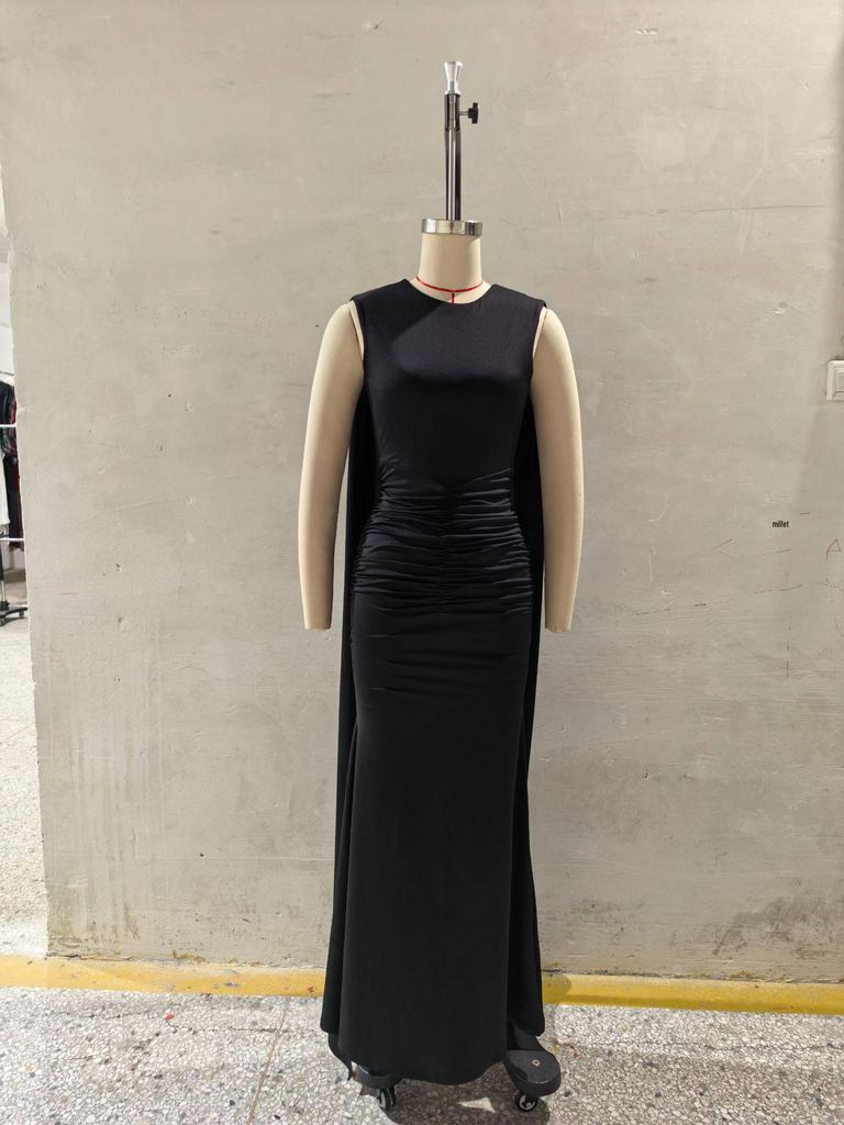 Spring Elegant European and American Women's Evening Gown - Sexy Backless Long Skirt with Flowing Ribbon