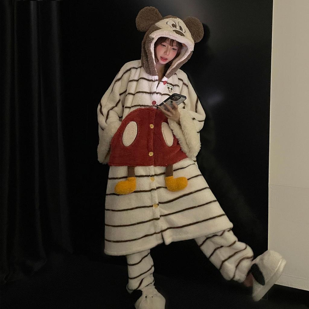 Damen Kapuzen-Nachthemd aus Korallenfleece mit Bär - Warmer und kuscheliger Plüsch-Bademantel in voller Länge