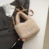 Fashionable Furry Crossbody Bag, Plush Bucket Bag, Hand-held Small Handbag
