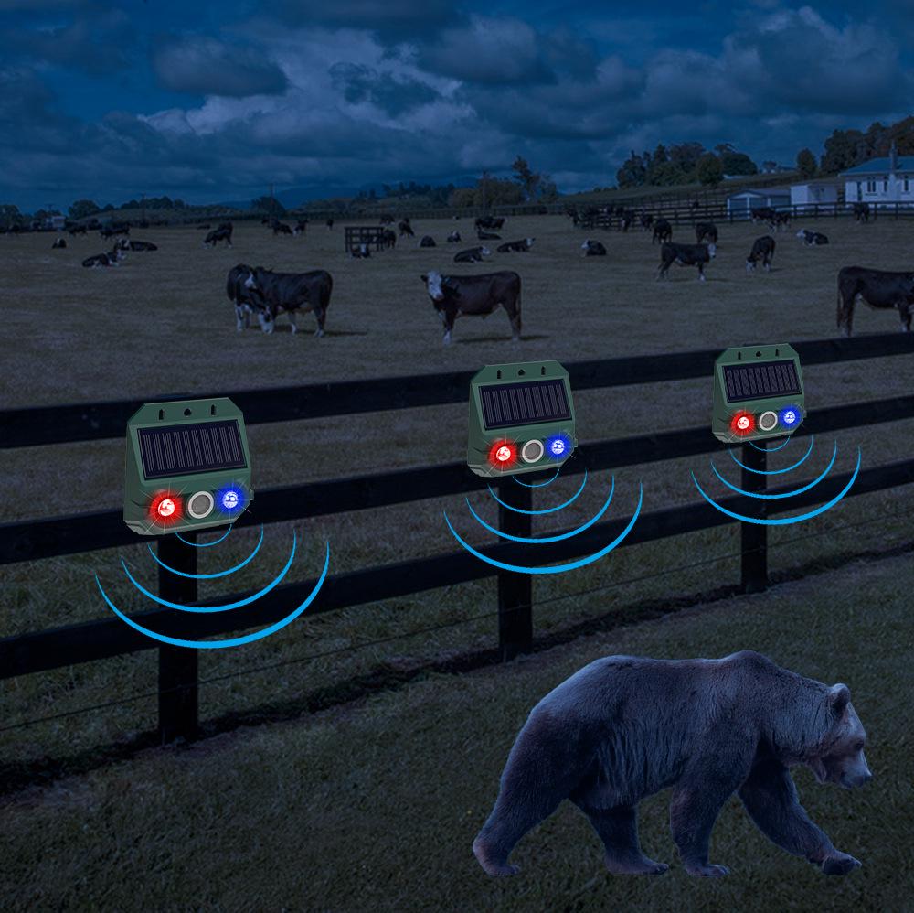 Ultrasonic Solar Animal Repeller with Infrared Sensor and Flashing Bird Deterrent