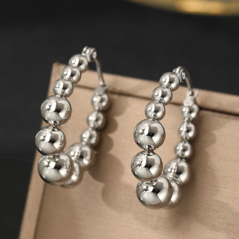 Geometric Stainless Steel Beaded Hoop Earrings for Women Ladies Classic Temperament Earrings Buckle Banquet Jewelry Accessories