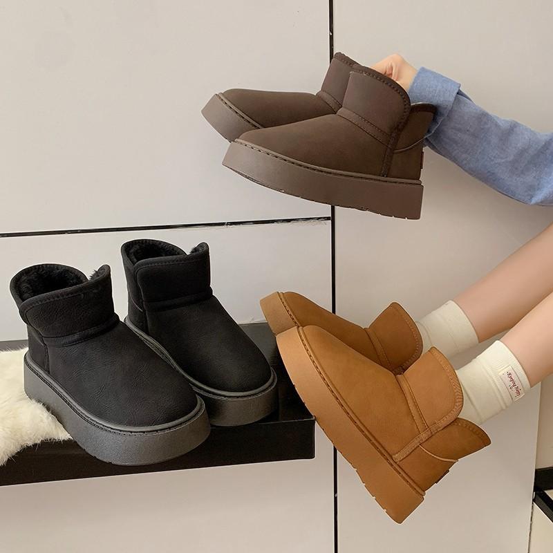 2025 New Thick-soled Heightened Lightweight Non-slip Soft-soled Casual Fashion Versatile Breathable Casual Shoes Snow Boots