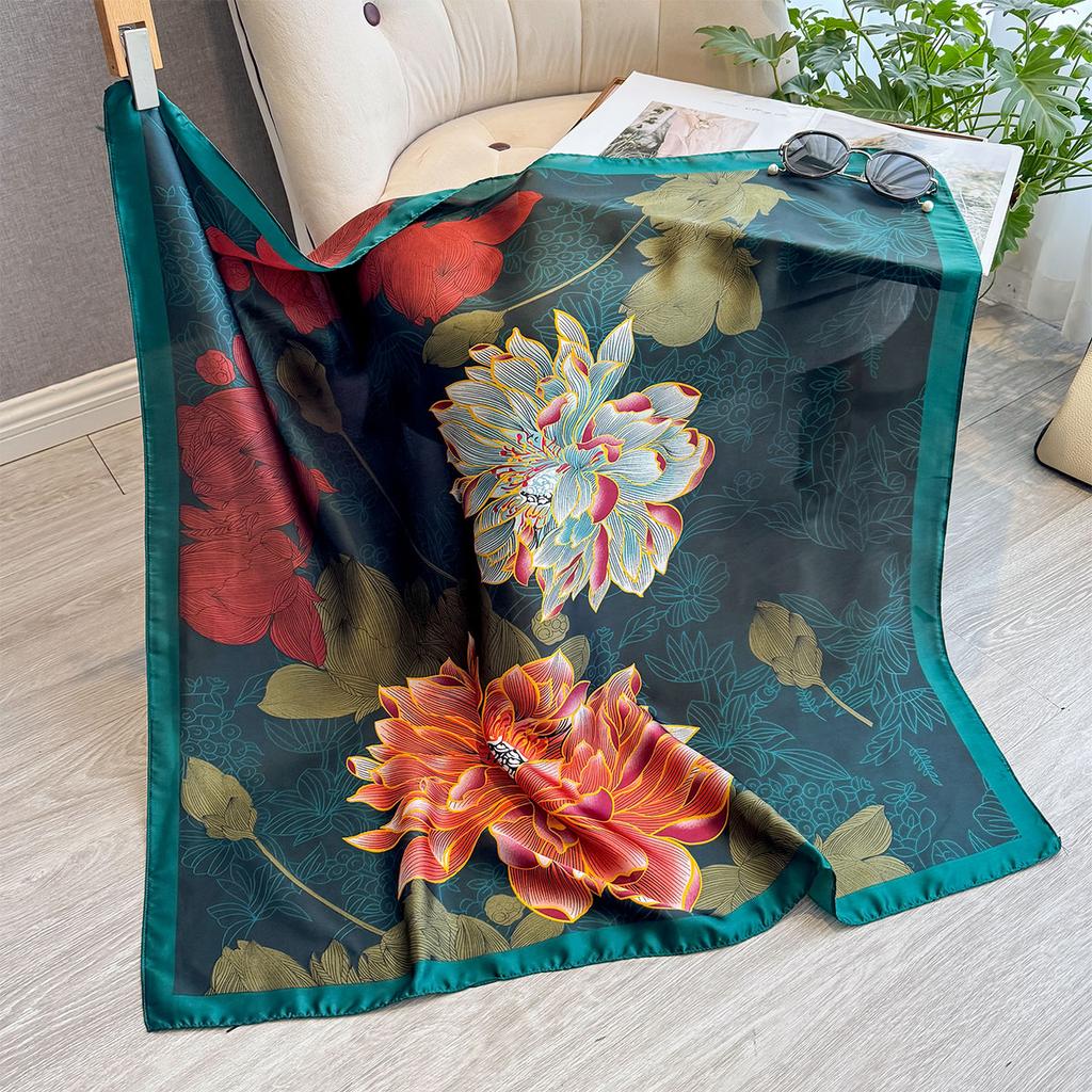 Spring and Summer Floral Design 90*90cm Women Scarf Sunscreen Foulard Shawl Hijab Female Hair Hijab Wraps Neckerchief Bandanda