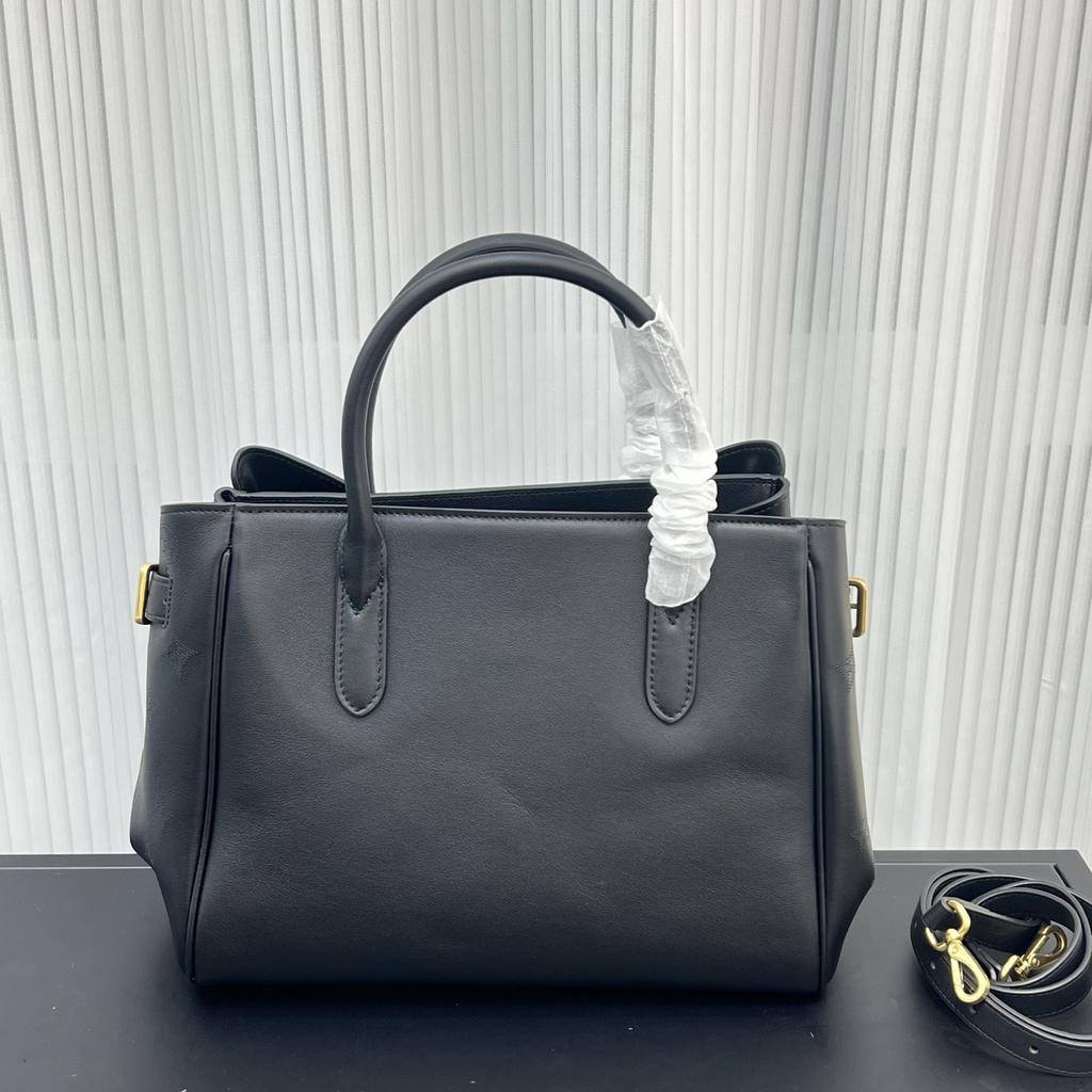 2026 new Vend-ome first-layer cowhide tote bag elegant premium women's handbag large-capacity commuter bag