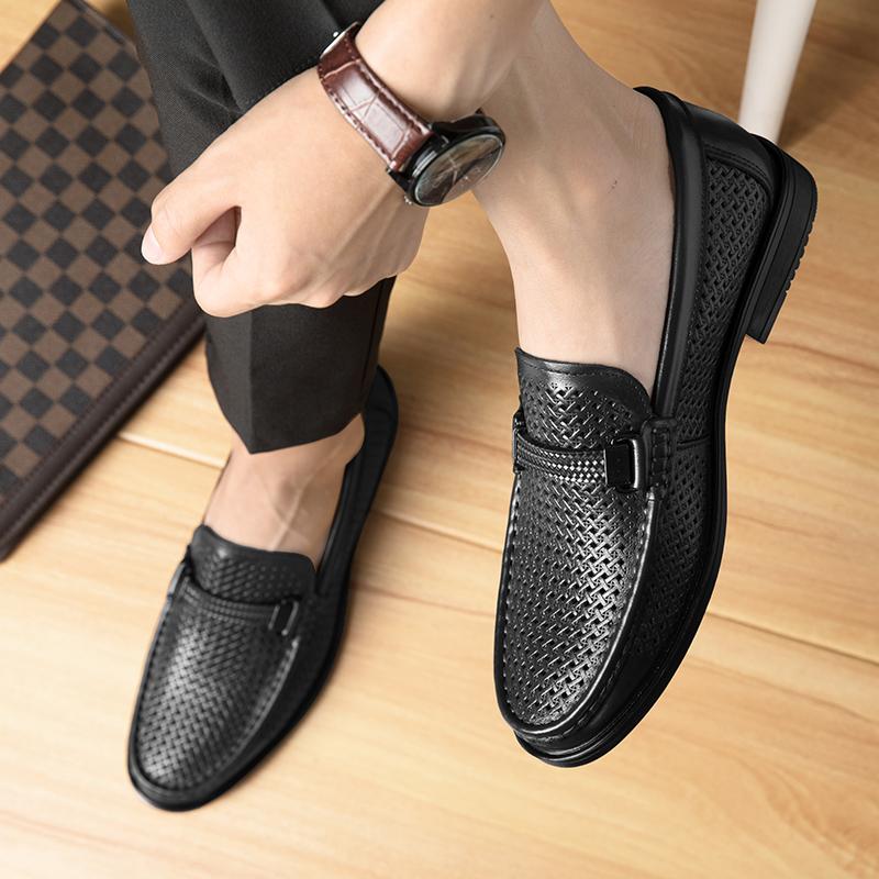 Fashion Luxury Brand Mens Summer Cowhide Breathable Casual Leather Shoes Fashion New Men Comfortable Hollow Out Business Leisure Loafers