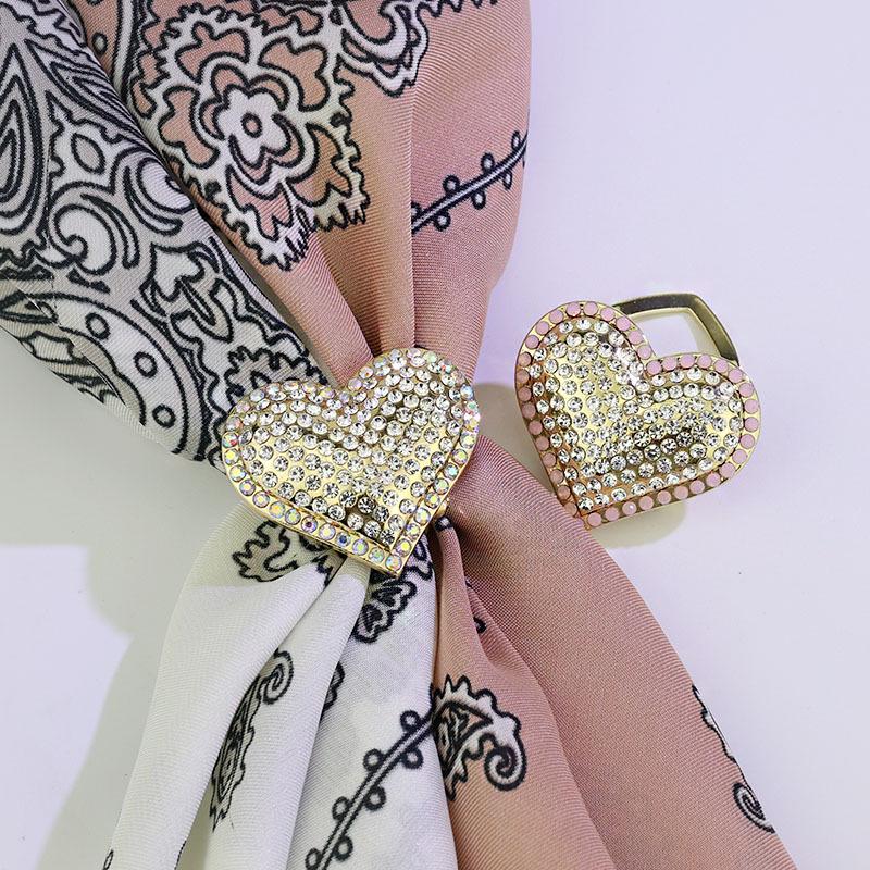 Alloy Minimalist Diamond Peach Heart Scarf Buckle & Clip Brooch