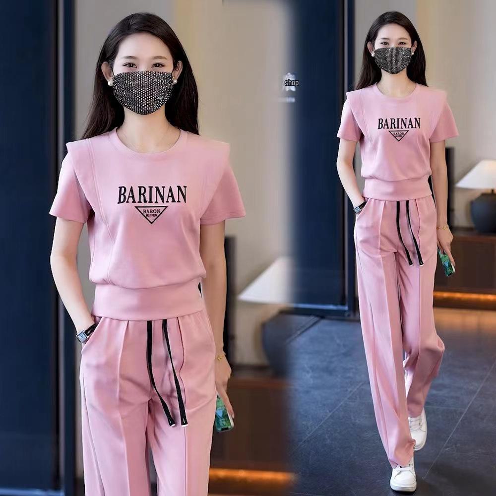 Women's Summer 2024 Stylish Casual Two-Piece Suit - Age-Reducing Sportswear with Short Sleeves