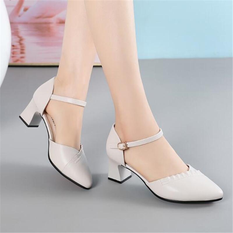 Fashion Ladies Shoes Fashion Buckle Strap Women's Sandals Pointed Toe Square Heel Office Women's Pumps Heel Heeled Gauze Sandals