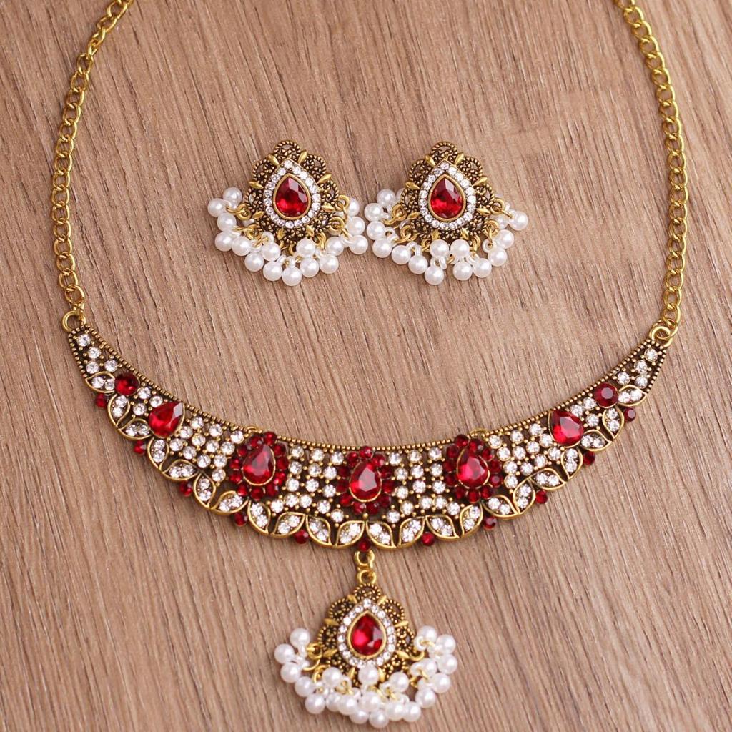 European-American Tassel Gem Rhinestone Necklace & Earring Set: Ethnic Retro Luxury Pearl Clavicle Chain