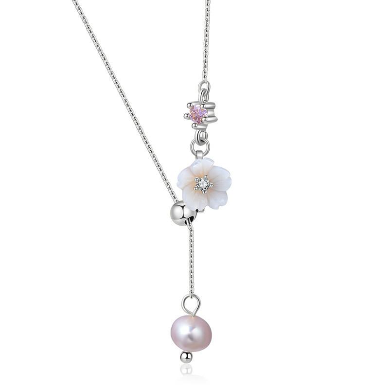 Chic 2022 New Fashionable Pearl Shell Flower Necklace With Zirconia Accents For Women