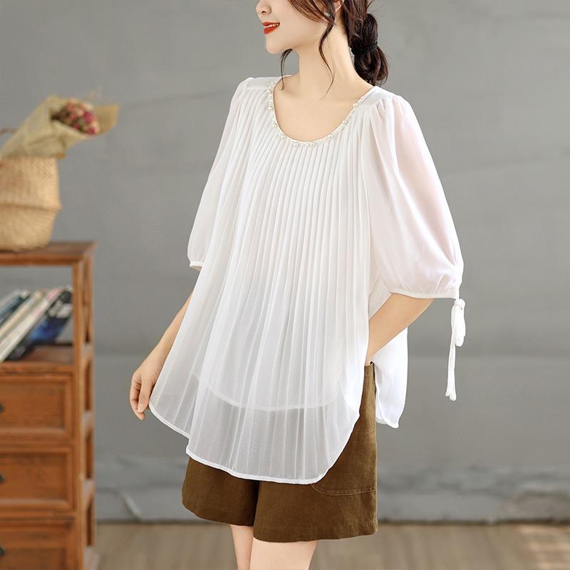 Women s White Pleated Chiffon Blouse with Pearl Neckline L белый