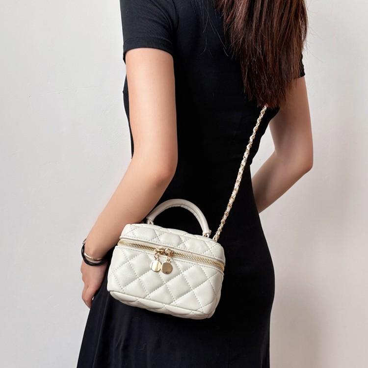 New Xiaoxiang Style High-end Diamond Grid Crossbody Bag, Women's Commuting Chain Box, Makeup Small Square Bag