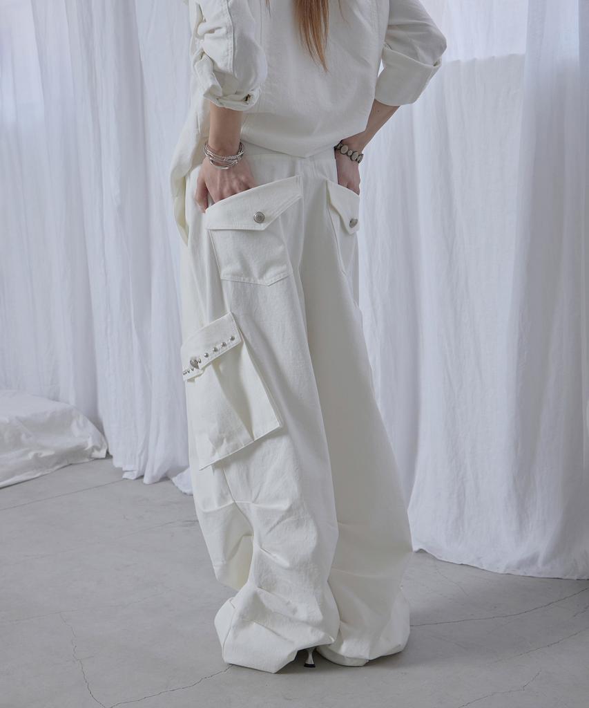 Aesimeteuli Crown Structured Pocket Pants / Ivory