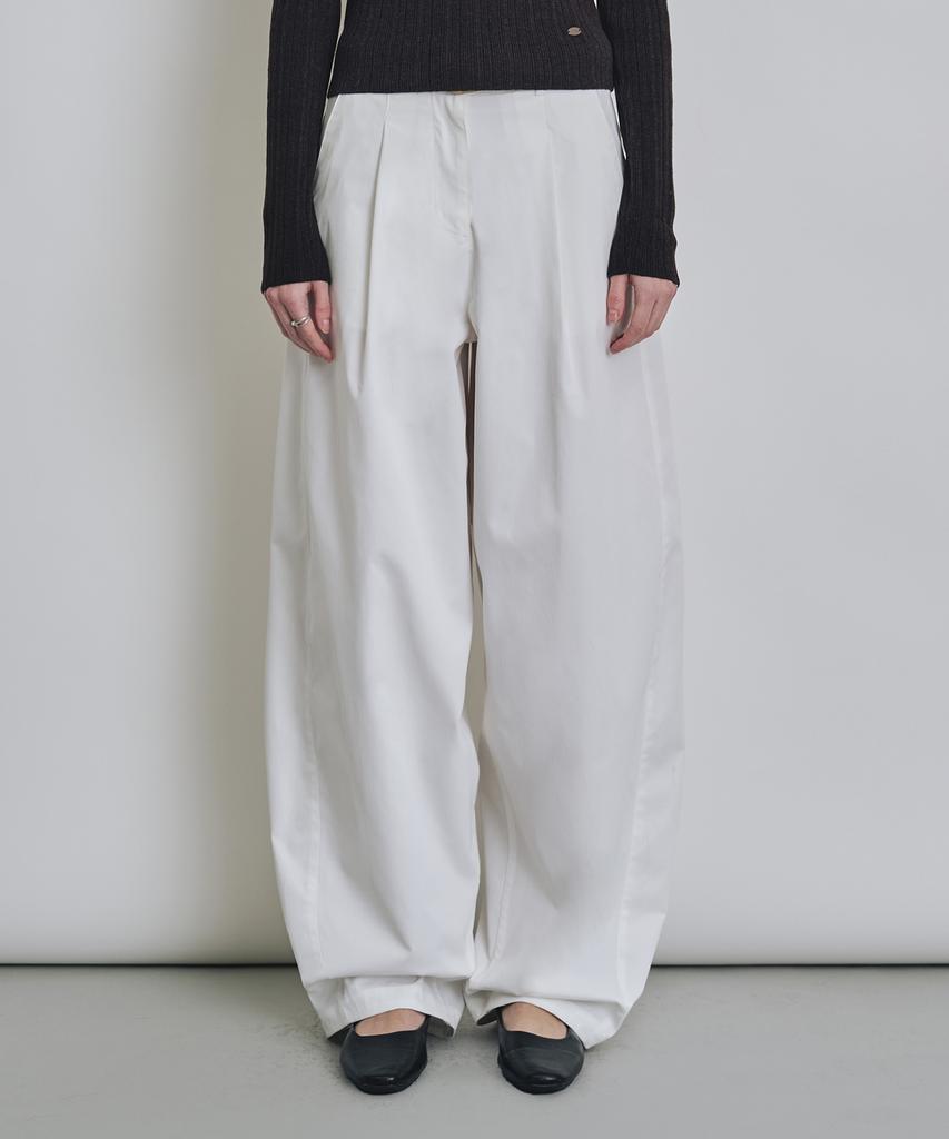 Keoseuteomeokeullagumeon Cotton-Like Semi-Balloon One-Pleat Slacks 3 Color Cowpt003