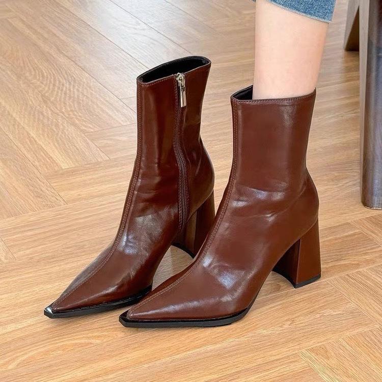 2025 autumn and winter new European and American fashion pointed short tube thick heel Martin boots women's thin boots patent leather high heel sho