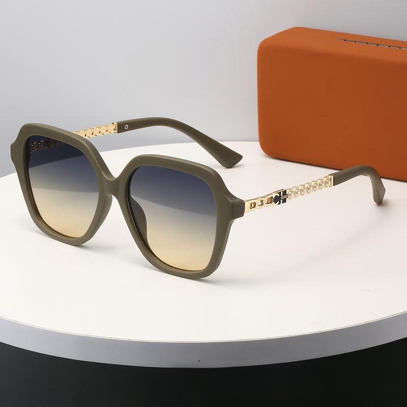 

Chic Polarized Sunglasses For Women Luxury Brand Designer Sun Glasses Elegant Ladies Classic Vintage Round Shades Unisex